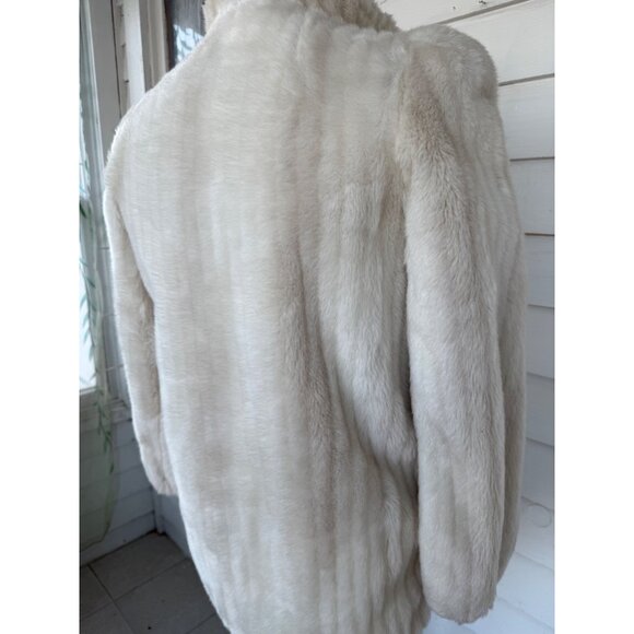 Vintage 70's Candice Originals Faux Fur Gray/White Coat - Picture 4 of 16